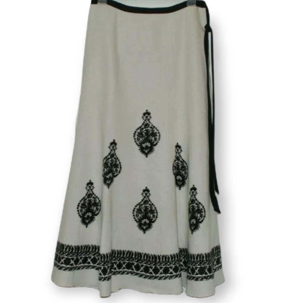 Karen Kane 100% Linen Skirt